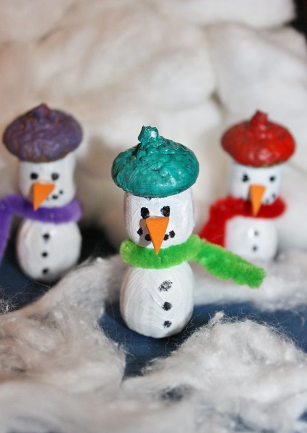 Acorn Snowmen - DIY Acorn Snowmen Craft Ideas