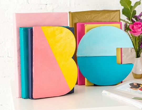 Color Block Bookends - DIY Color Block Bookends Ideas
