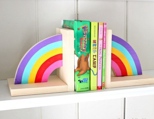 Rainbow-shaped Bookends - DIY Rainbow-shaped Bookends Ideas
